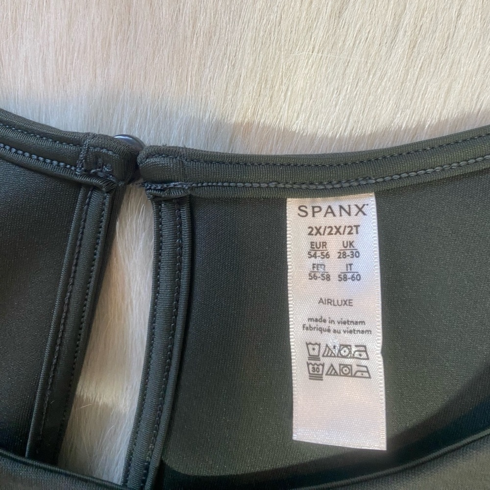 SPANX AIRESSENTIALS JUMPSUIT olive green wide leg - Picture 7 of 10